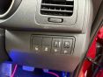 KIA VENGA 3 1.6 AUTO 27700 MILES - 1928 - 14